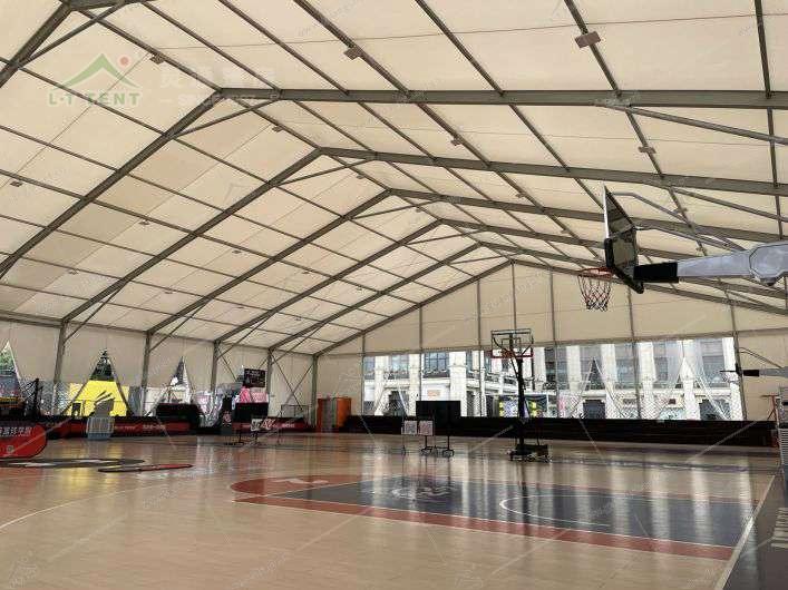 使用籃球場(chǎng)篷房時(shí)需要注意哪些問題